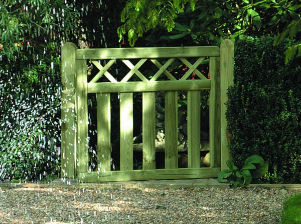 Someralp timber gate treatment