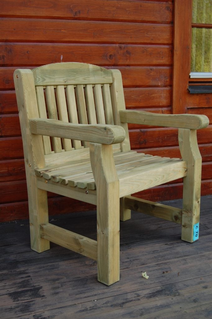 Carver garden chair